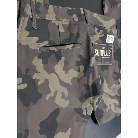 Men's Camouflage Chino Pants - Green Camo - Picture 8 of 13